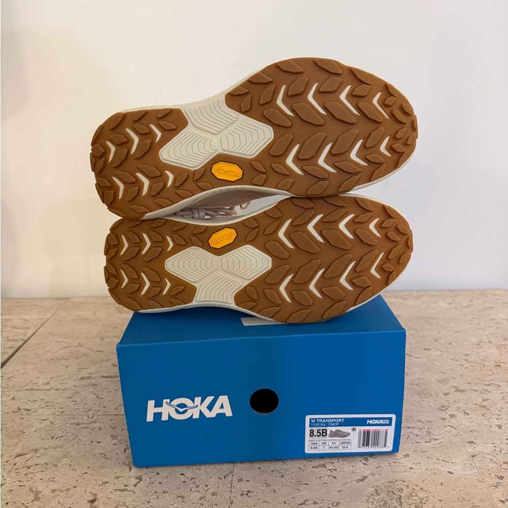 Hoka Transport - Picture 15 of 15